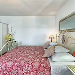 Holiday home Donatella